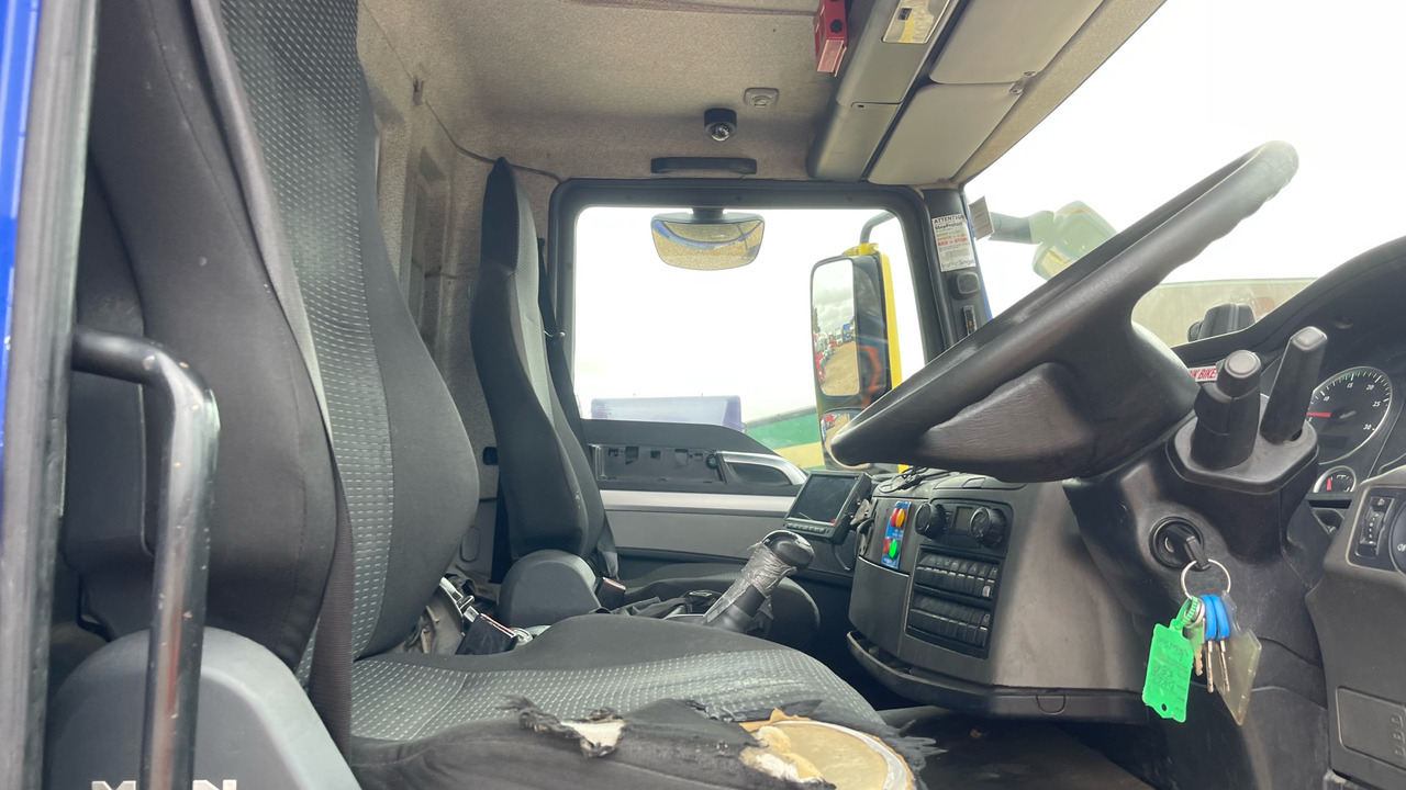 Man TGM 18.250 - Camião de caixa aberta/ Plataforma, Camião grua: foto 5 Man TGM 18.250 - Camião de caixa aberta/ Plataforma, Camião grua: foto 5