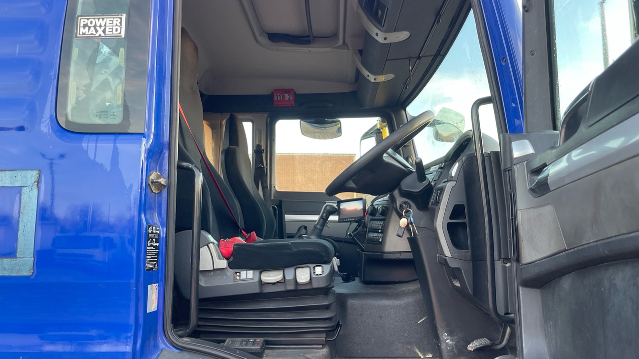 Man TGS 26.360 - Camião de caixa aberta/ Plataforma, Camião grua: foto 5 Man TGS 26.360 - Camião de caixa aberta/ Plataforma, Camião grua: foto 5