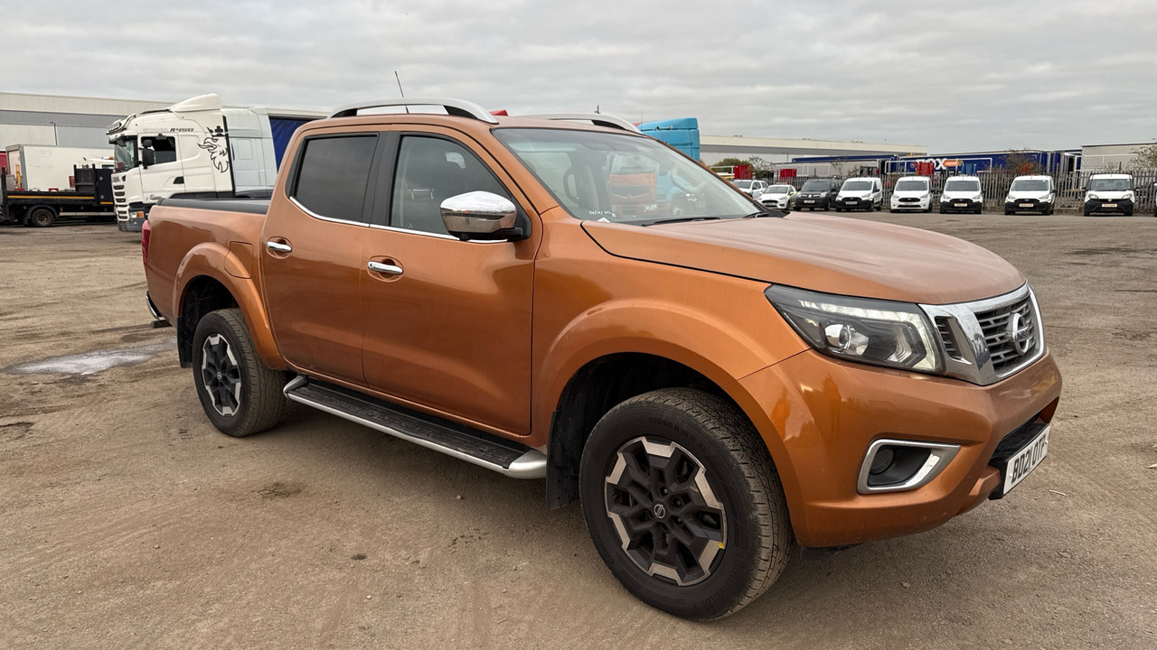 NISSAN NAVARA 2.3 DCi 190PS - Pick-up, Carrinha cabine dupla: foto 1 NISSAN NAVARA 2.3 DCi 190PS - Pick-up, Carrinha cabine dupla: foto 1