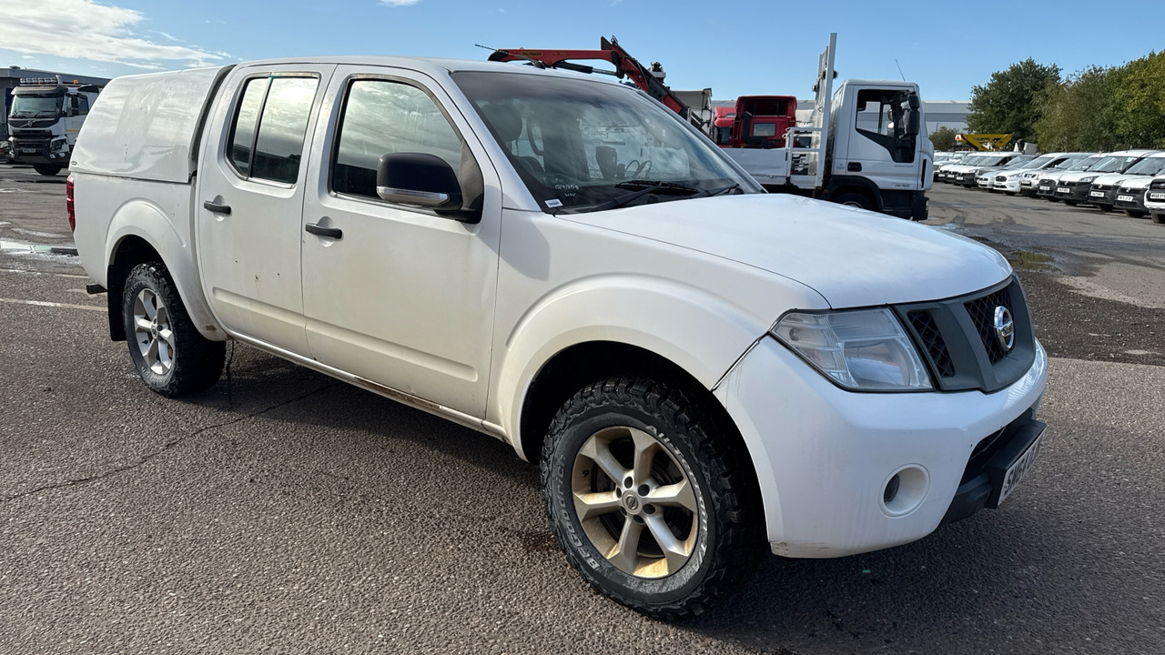 NISSAN NAVARA VISIA 2.5 DCI 144PS - Pick-up, Carrinha cabine dupla: foto 1 NISSAN NAVARA VISIA 2.5 DCI 144PS - Pick-up, Carrinha cabine dupla: foto 1