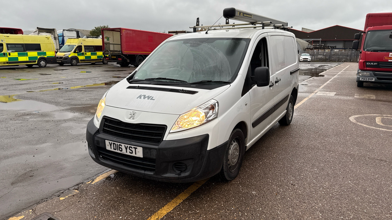 PEUGEOT EXPERT 1000 1.6 HDi 90PS - Furgão compacto: foto 2 PEUGEOT EXPERT 1000 1.6 HDi 90PS - Furgão compacto: foto 2