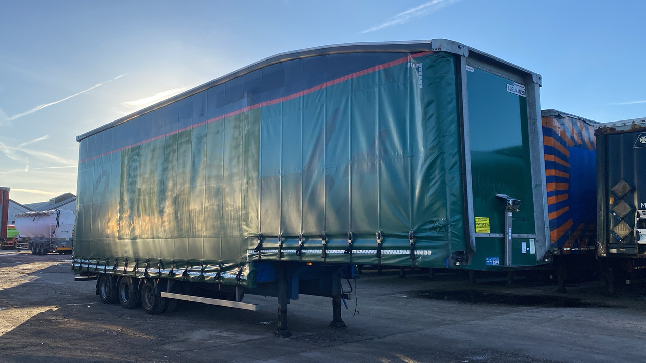 MONTRACON CURTAINSIDE DOUBLE DECK STEPFRAME - Reboque: foto 1 MONTRACON CURTAINSIDE DOUBLE DECK STEPFRAME - Reboque: foto 1