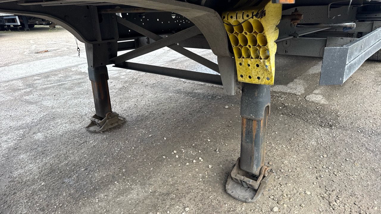 Reboque SCHMITZ CURTAINSIDE MEGA EUROLINER: foto 13