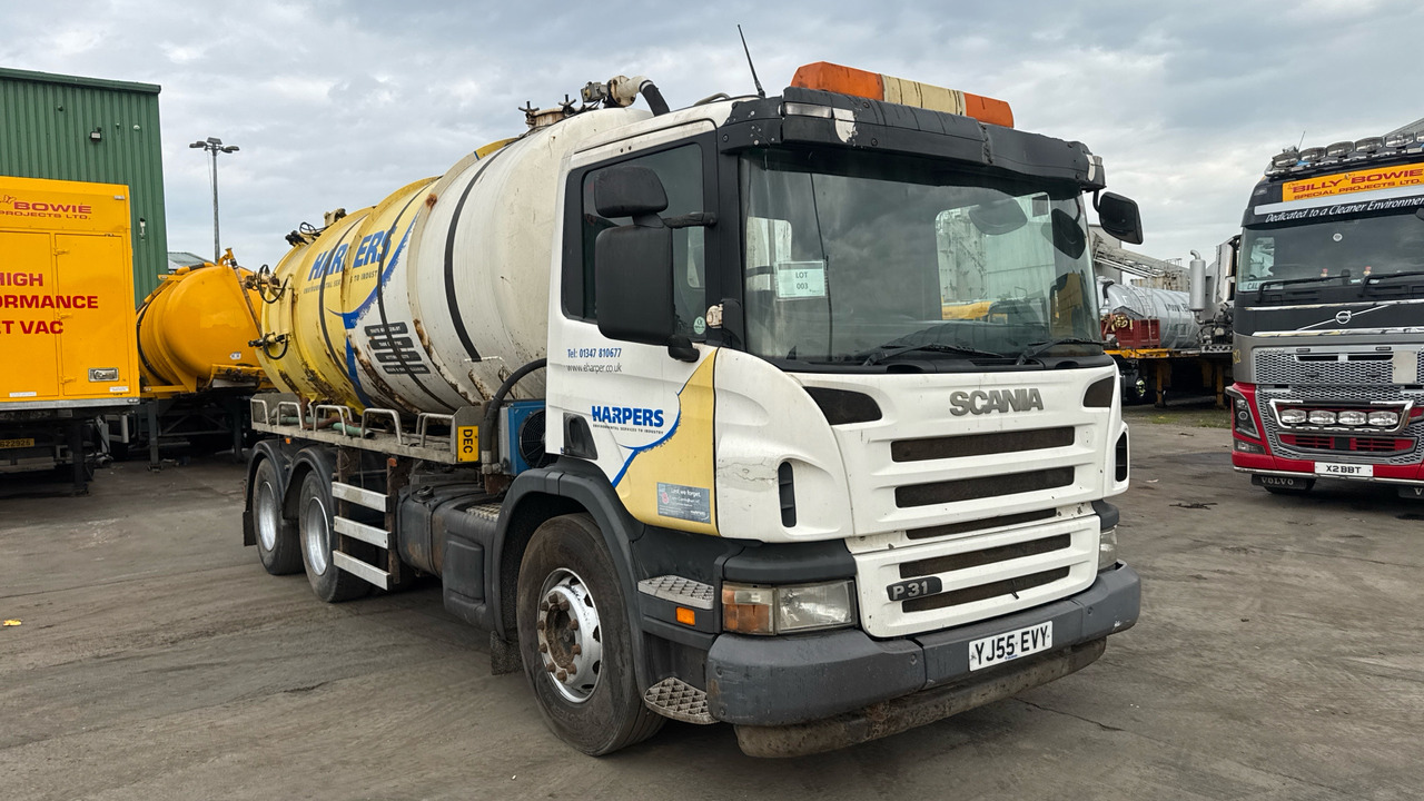 SCANIA P 310 - Caminhão limpa fossa: foto 1 SCANIA P 310 - Caminhão limpa fossa: foto 1