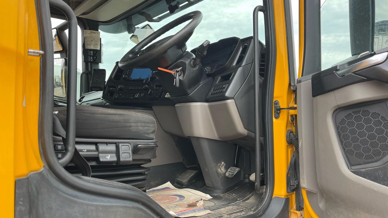 SCANIA P 410 XT - Camião basculante: foto 5 SCANIA P 410 XT - Camião basculante: foto 5