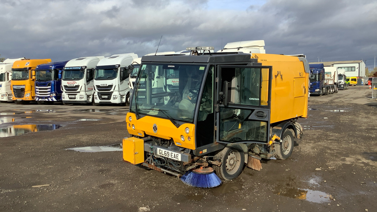 SCARAB MINOR M25H - Varredora urbana: foto 1 SCARAB MINOR M25H - Varredora urbana: foto 1