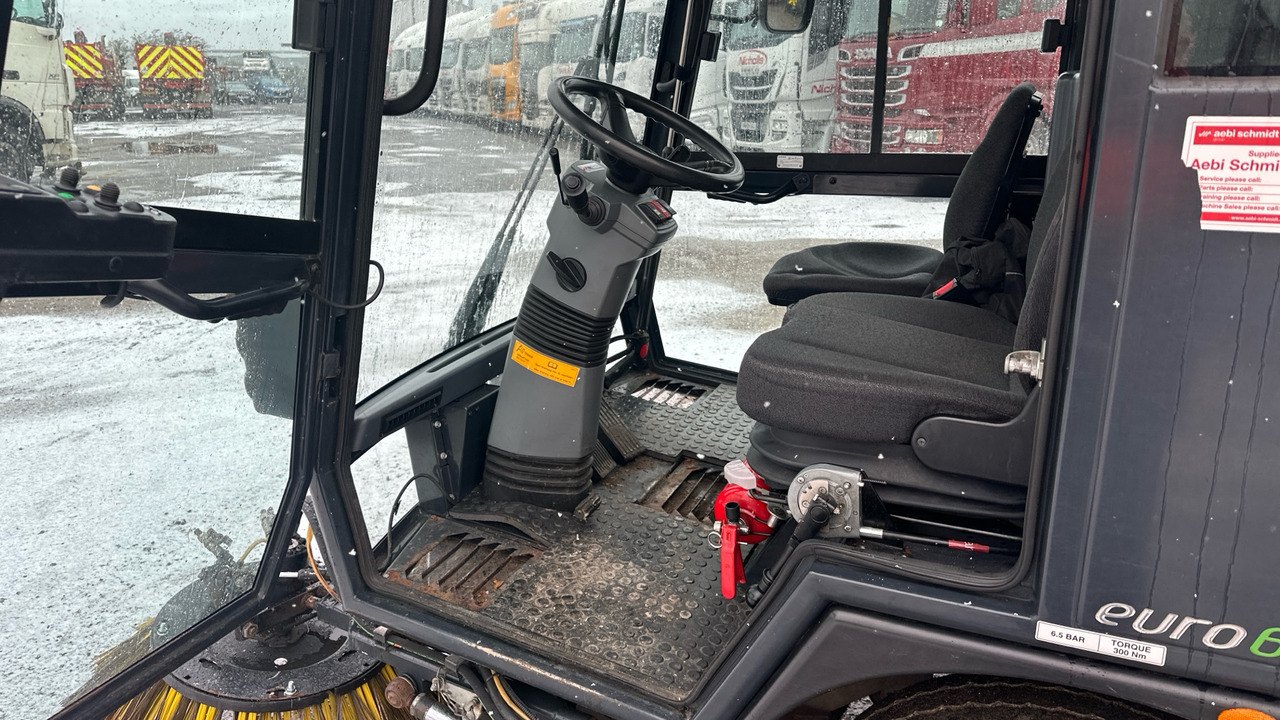 SCHMIDT SWINGO 200 - Varredora urbana: foto 5 SCHMIDT SWINGO 200 - Varredora urbana: foto 5