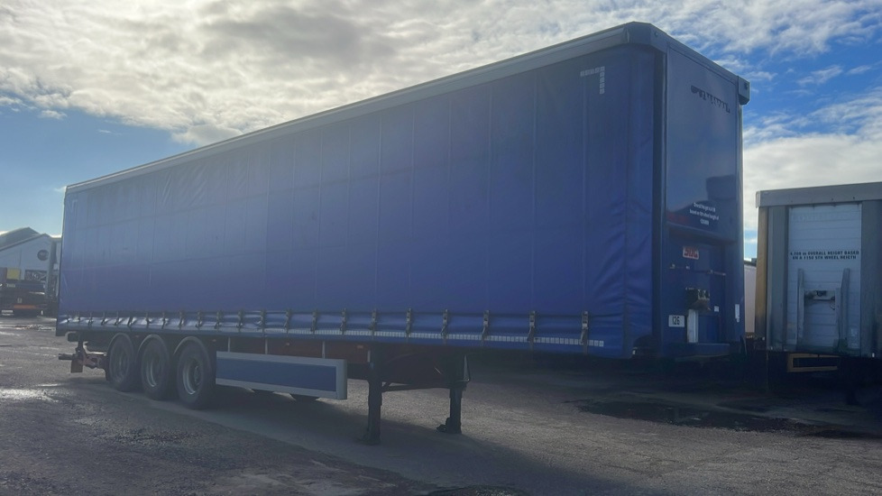 SDC CURTAINSIDE - Semi-reboque de lona: foto 1 SDC CURTAINSIDE - Semi-reboque de lona: foto 1