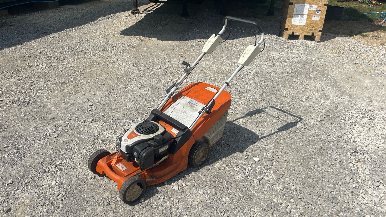 STIHL RM443T - Equipamento de construção: foto 4 STIHL RM443T - Equipamento de construção: foto 4