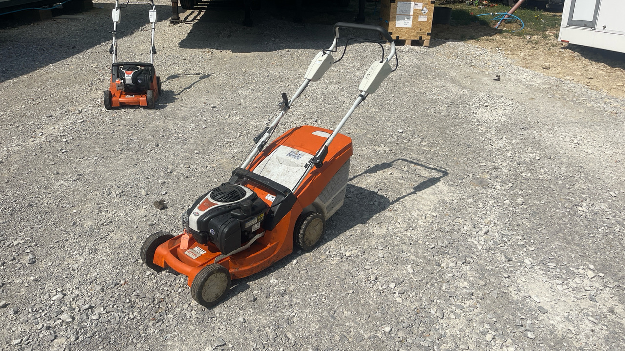 STIHL RM443T - Equipamento de construção: foto 4 STIHL RM443T - Equipamento de construção: foto 4
