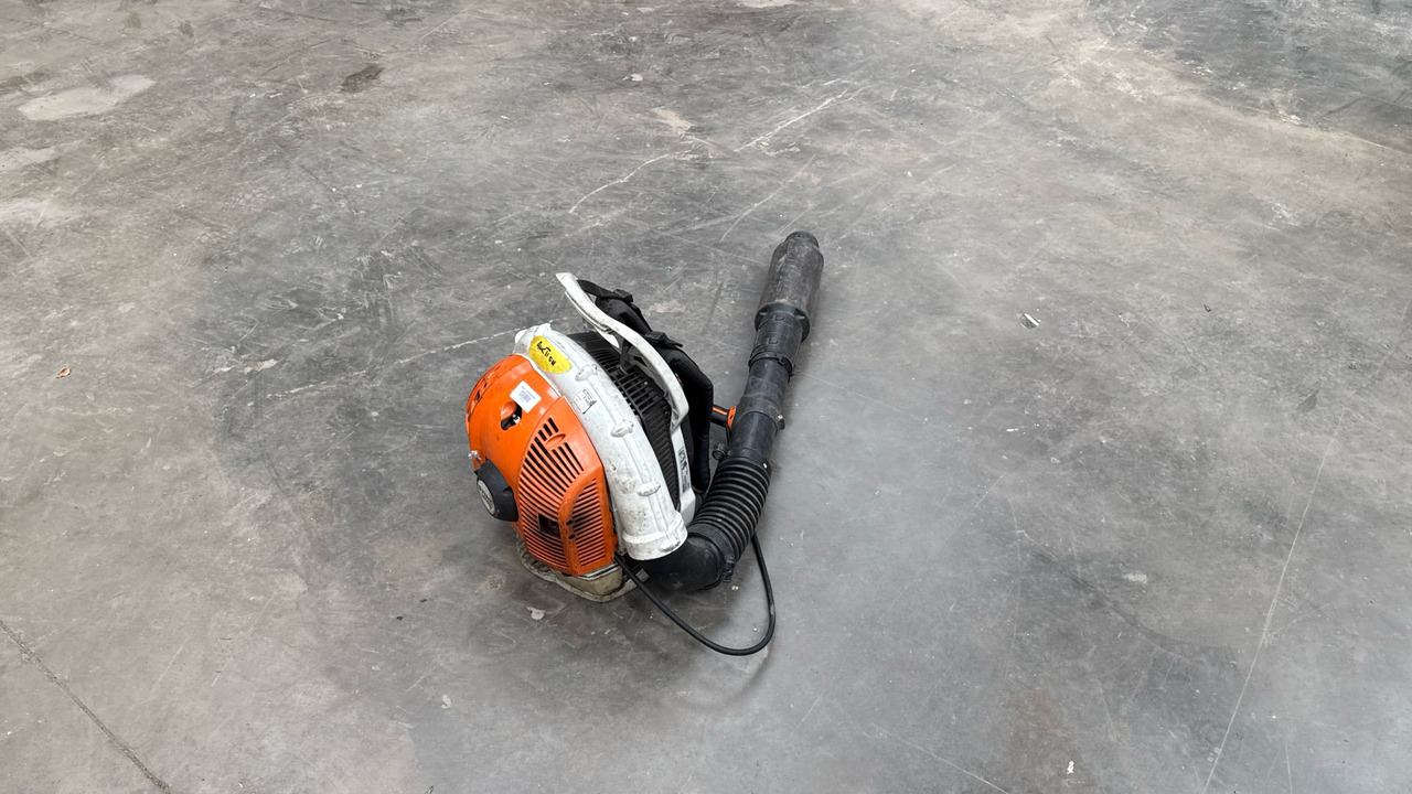 STIHL RMA 765V MOWER - Equipamento de construção: foto 4 STIHL RMA 765V MOWER - Equipamento de construção: foto 4