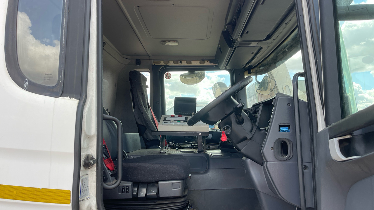 Scania P 370 - Caminhão de lixo: foto 5 Scania P 370 - Caminhão de lixo: foto 5