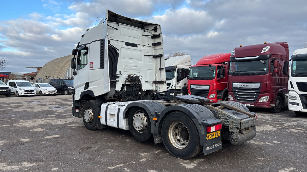 RENAULT T 460 - Tractor: foto 3 RENAULT T 460 - Tractor: foto 3