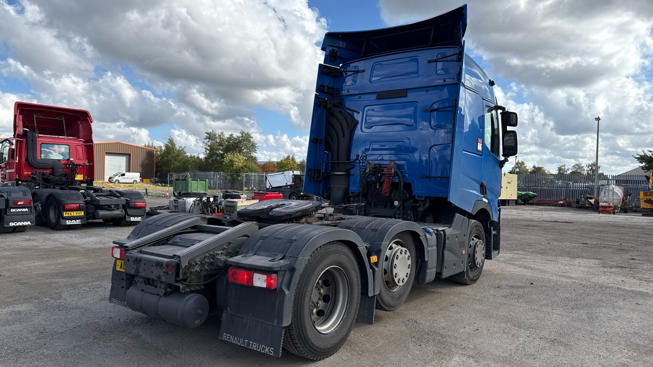 RENAULT T 460 - Tractor: foto 4 RENAULT T 460 - Tractor: foto 4