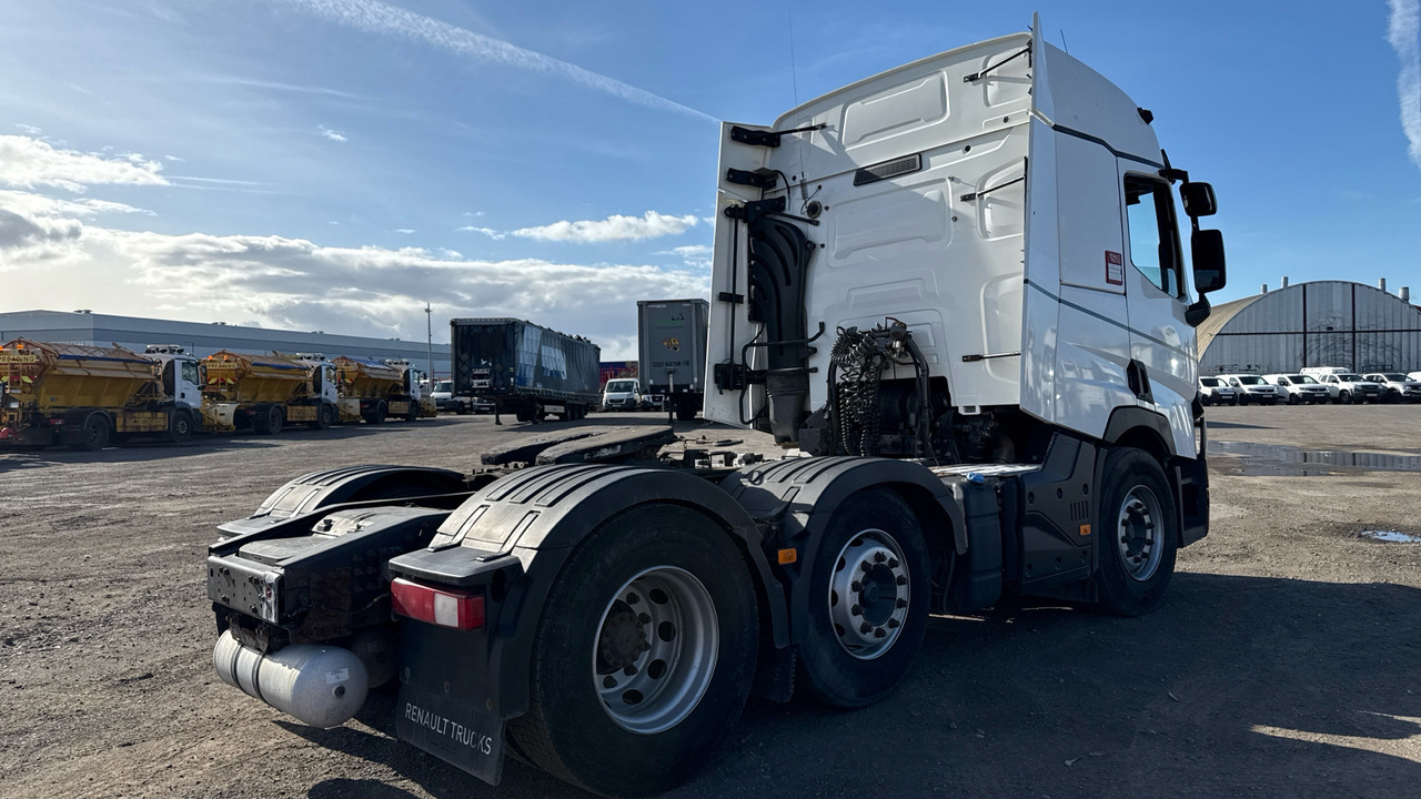 RENAULT T 460 - Tractor: foto 4 RENAULT T 460 - Tractor: foto 4
