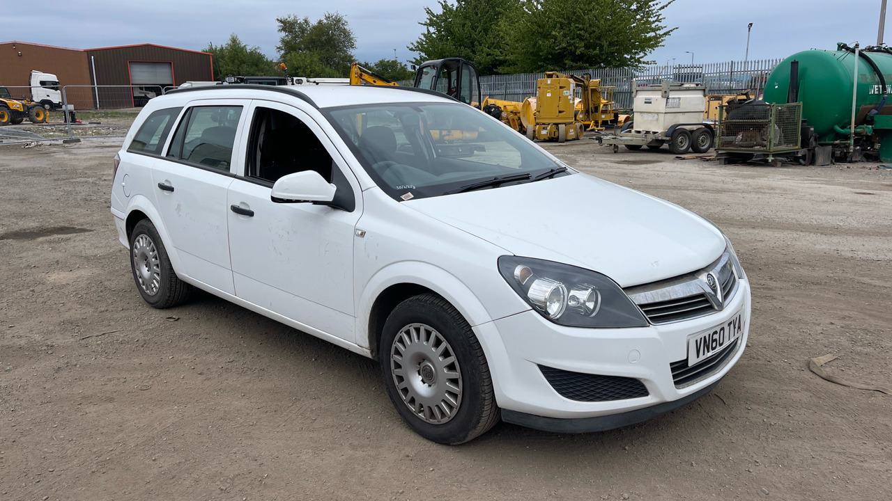 VAUXHALL ASTRA 1.7 CDTi 16V ECOFLEX 110PS - Automóvel: foto 1 VAUXHALL ASTRA 1.7 CDTi 16V ECOFLEX 110PS - Automóvel: foto 1