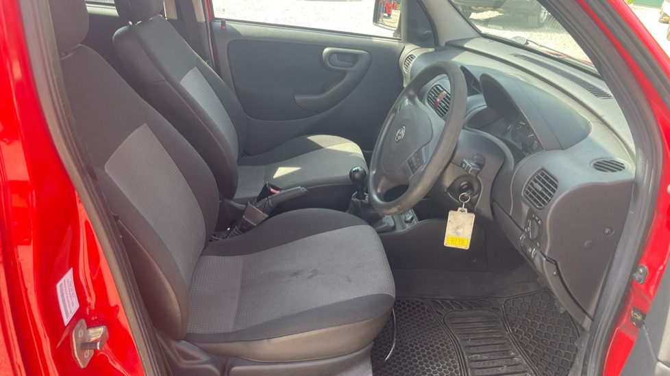 VAUXHALL COMBO 1.3 CDTI 75PS - Carrinha cabine dupla: foto 5 VAUXHALL COMBO 1.3 CDTI 75PS - Carrinha cabine dupla: foto 5