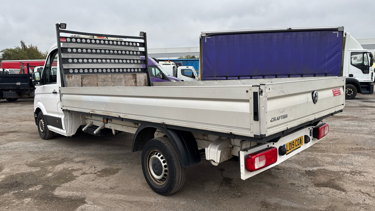 VOLKSWAGEN CRAFTER CR35 2.0 TDI 140PS - Carrinha de caixa aberta: foto 3 VOLKSWAGEN CRAFTER CR35 2.0 TDI 140PS - Carrinha de caixa aberta: foto 3