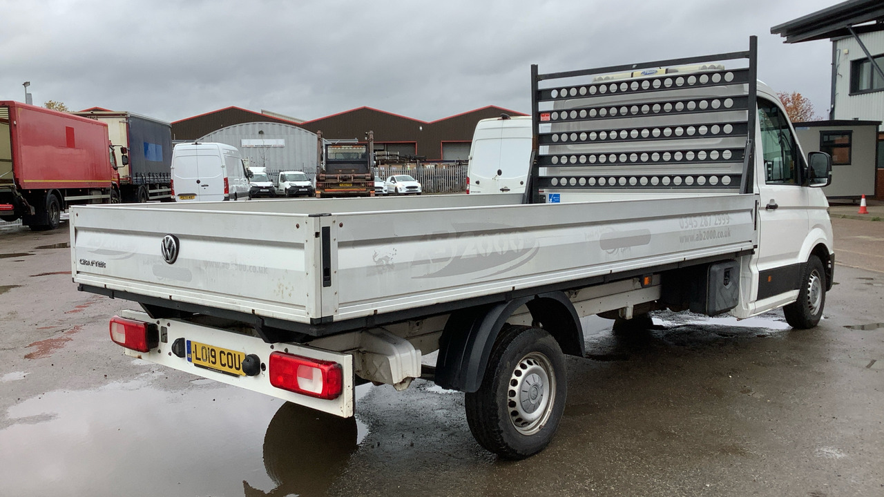 VOLKSWAGEN CRAFTER CR35 2.0 TDI 140PS STARTLINE - Carrinha de caixa aberta: foto 4 VOLKSWAGEN CRAFTER CR35 2.0 TDI 140PS STARTLINE - Carrinha de caixa aberta: foto 4