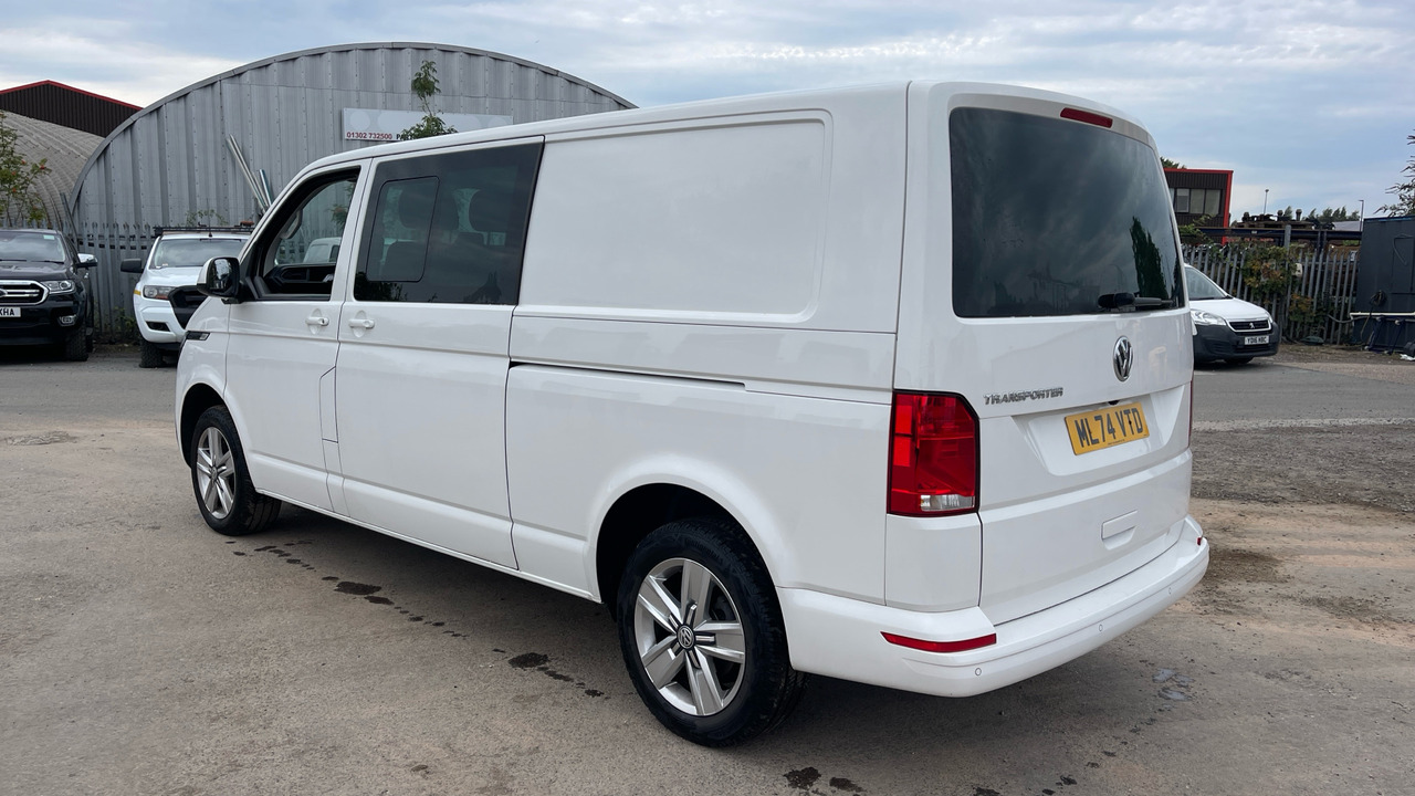 VOLKSWAGEN TRANSPORTER T32 2.0 TDI 150PS HIGHLINE - Carrinha cabine dupla: foto 3 VOLKSWAGEN TRANSPORTER T32 2.0 TDI 150PS HIGHLINE - Carrinha cabine dupla: foto 3