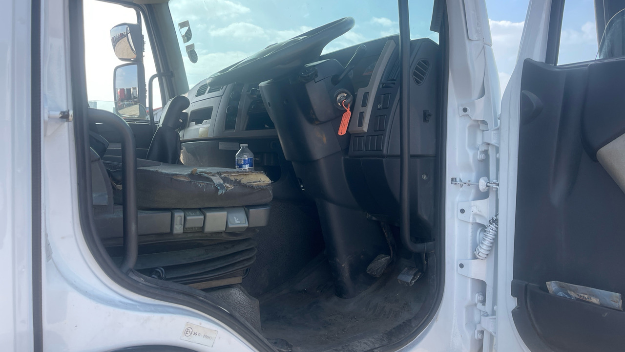 VOLVO FE 340 - Camião de caixa aberta/ Plataforma, Camião grua: foto 5 VOLVO FE 340 - Camião de caixa aberta/ Plataforma, Camião grua: foto 5