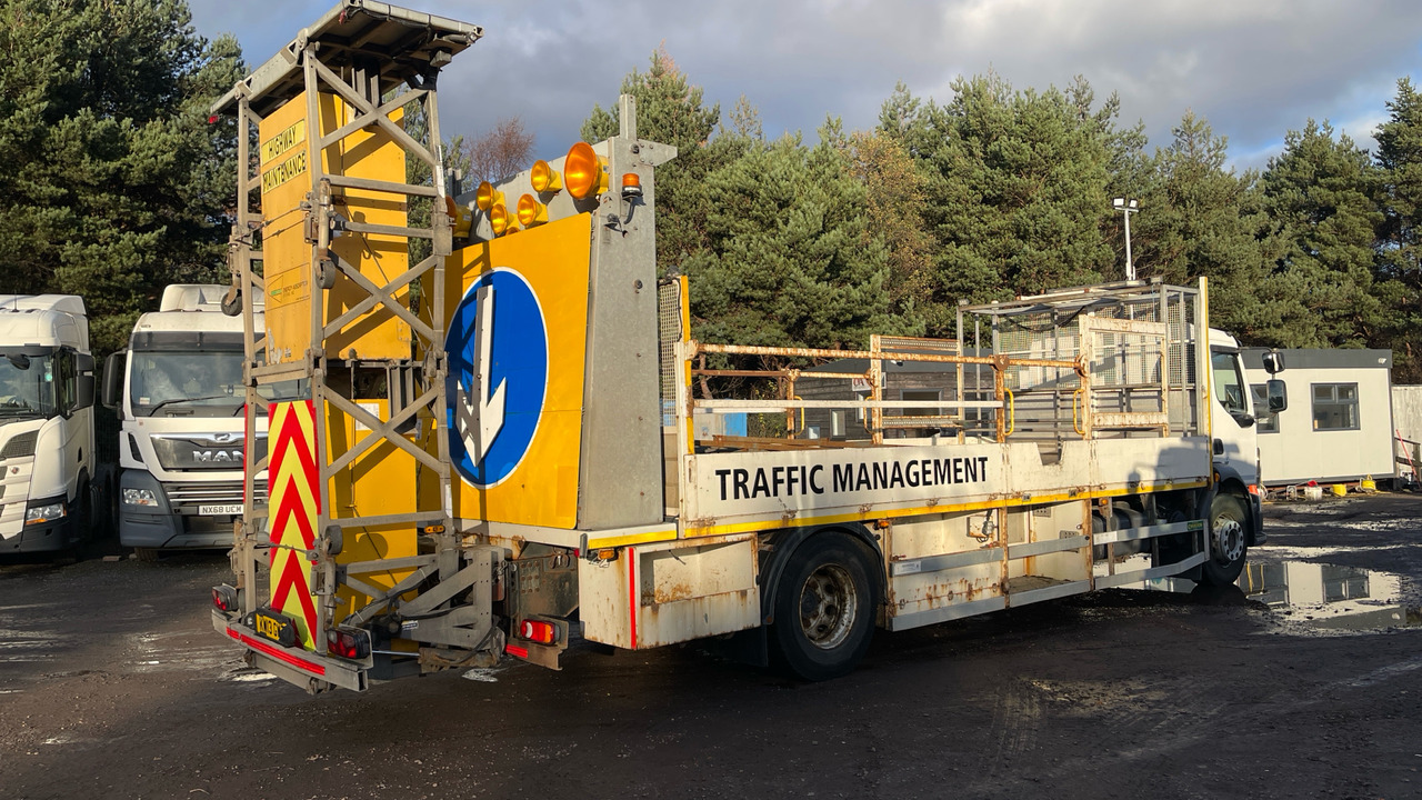 VOLVO FL 240 - Camião de caixa aberta/ Plataforma: foto 4 VOLVO FL 240 - Camião de caixa aberta/ Plataforma: foto 4