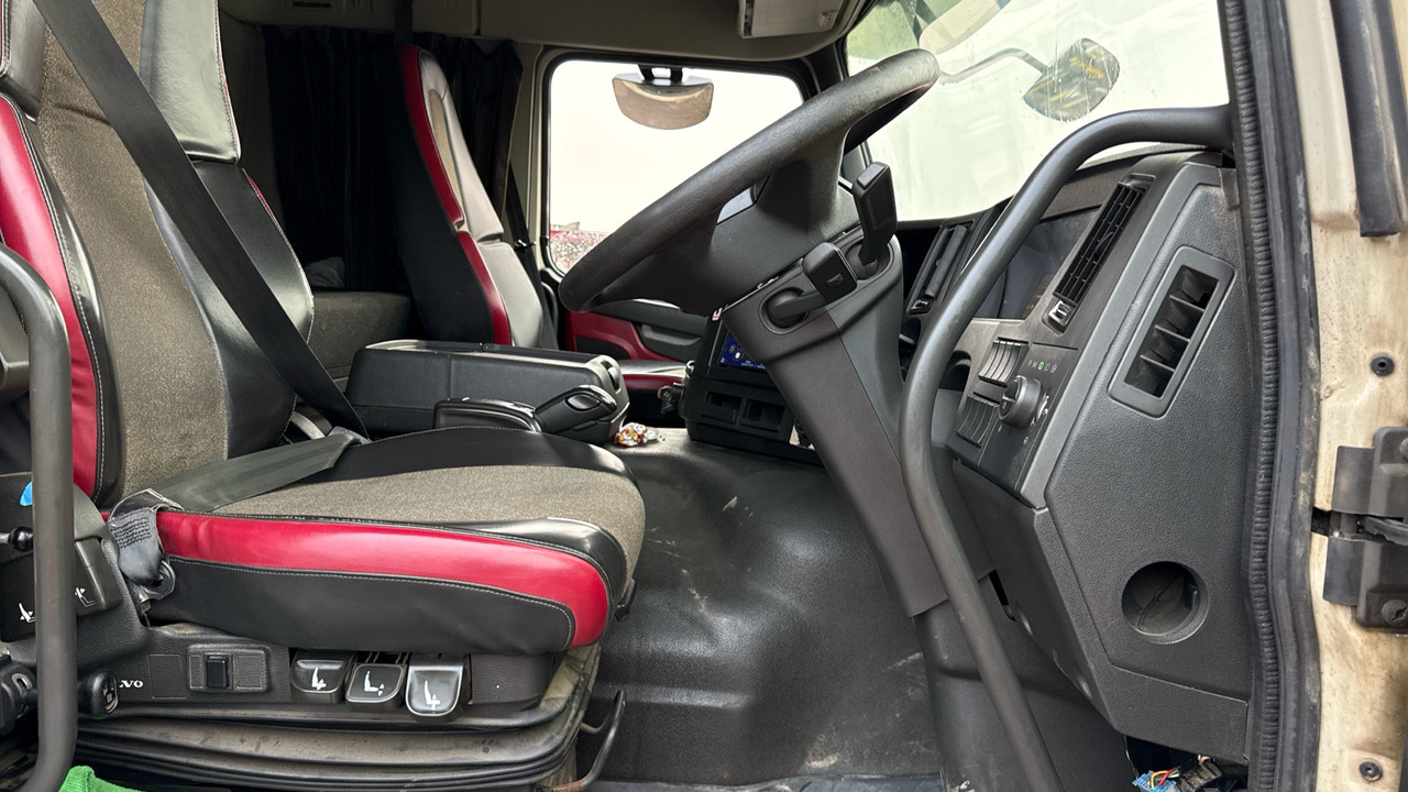 VOLVO FM - Camião basculante: foto 5 VOLVO FM - Camião basculante: foto 5