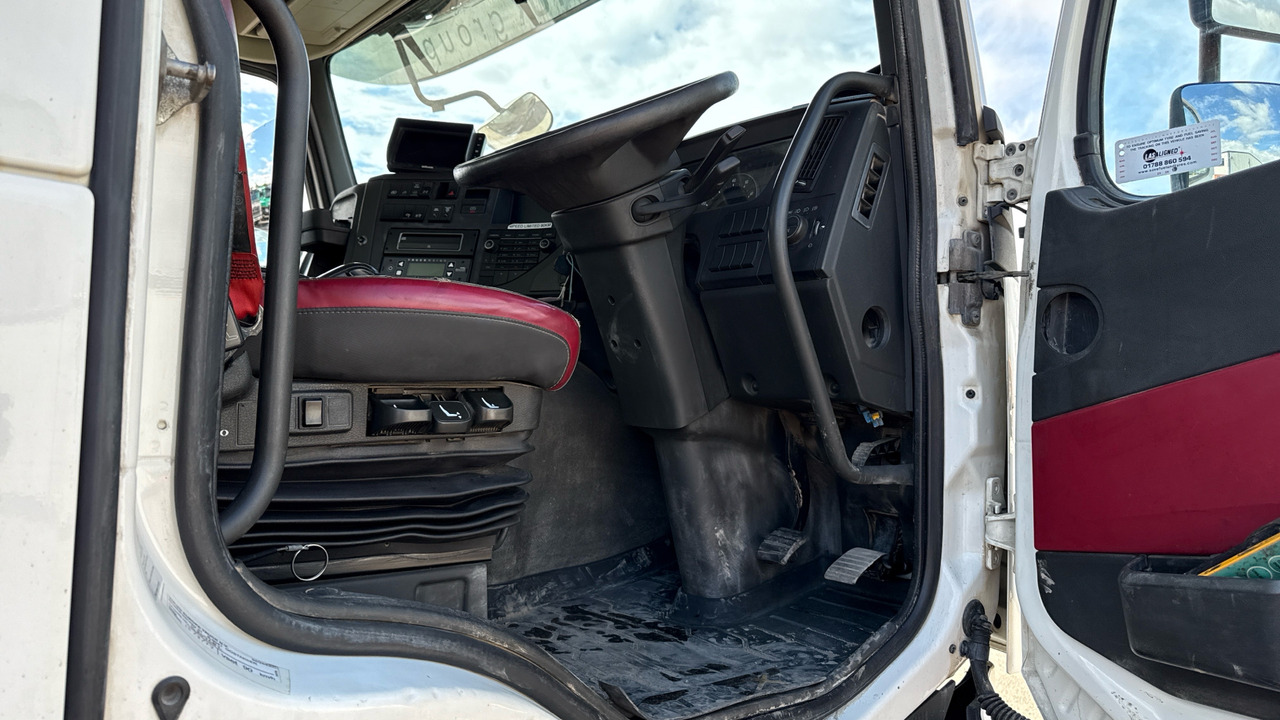 VOLVO FMX - Camião basculante: foto 5 VOLVO FMX - Camião basculante: foto 5