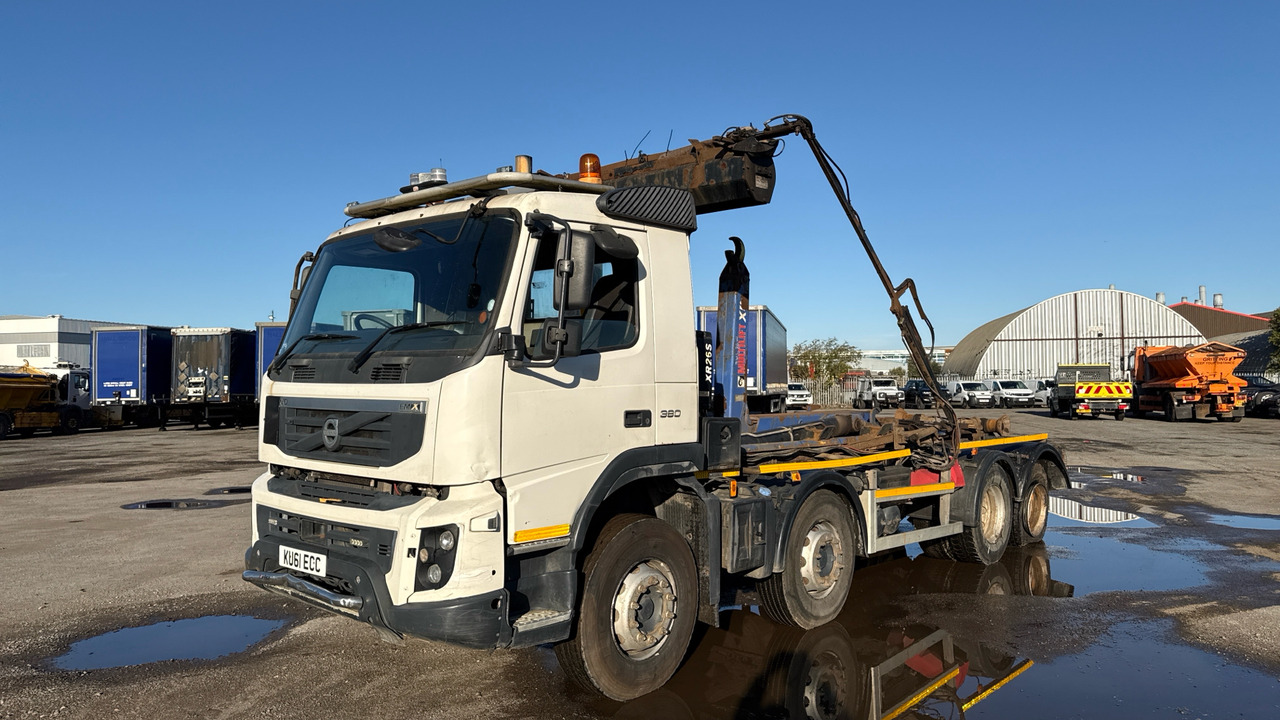 Volvo FMX 380 - Camião polibenne: foto 2 Volvo FMX 380 - Camião polibenne: foto 2