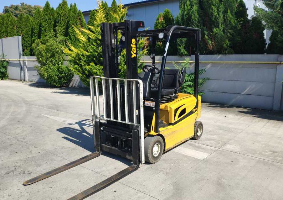 Yale ERP16VF - Empilhadeira elétrica: foto 1 Yale ERP16VF - Empilhadeira elétrica: foto 1