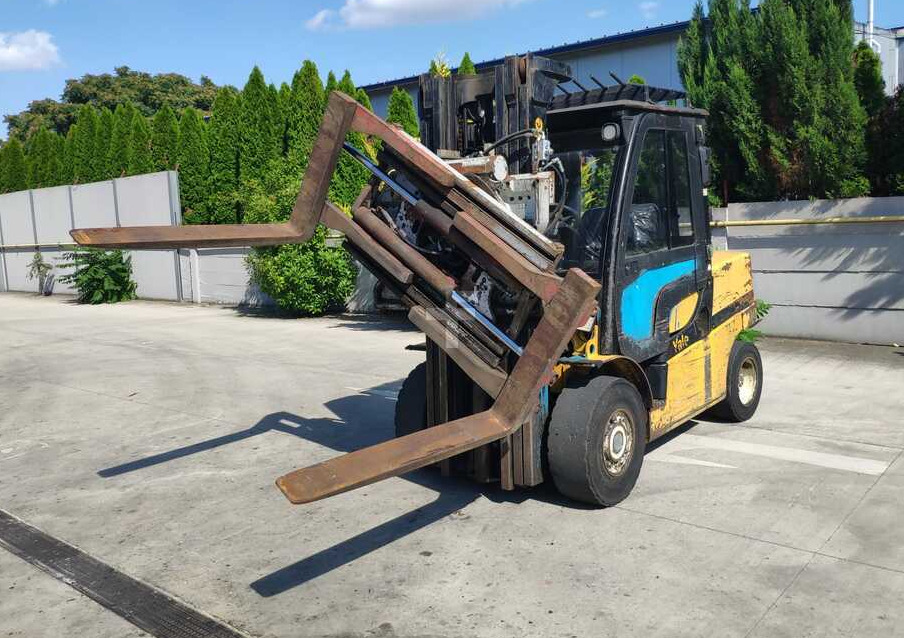 Yale GDP50VX - Empilhadeira a diesel: foto 2 Yale GDP50VX - Empilhadeira a diesel: foto 2
