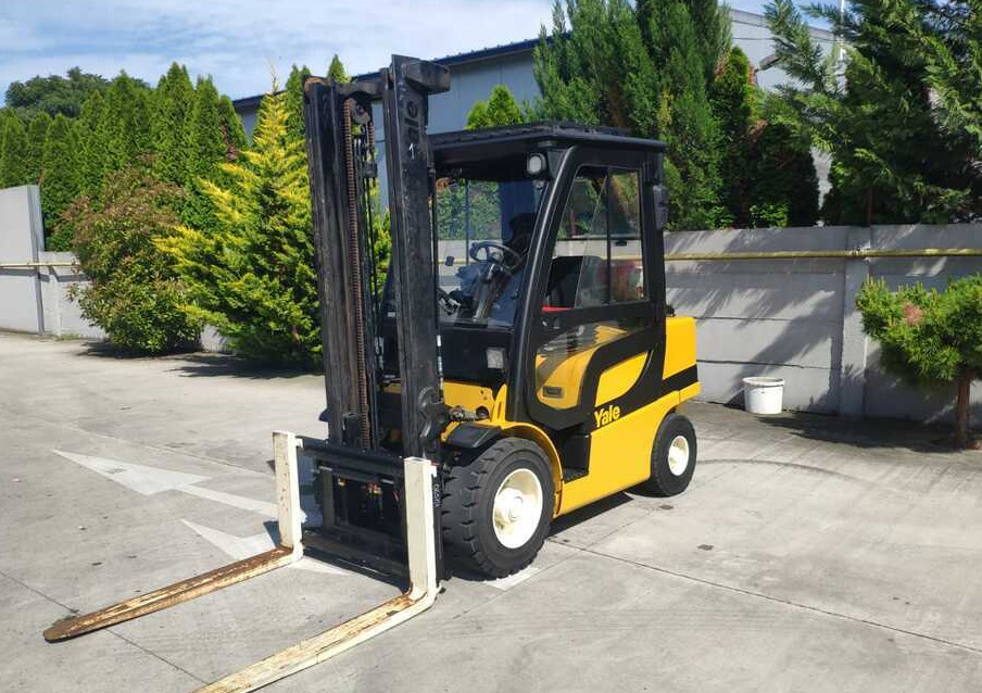 Yale GLP30VX - Empilhadeira a gás: foto 1 Yale GLP30VX - Empilhadeira a gás: foto 1