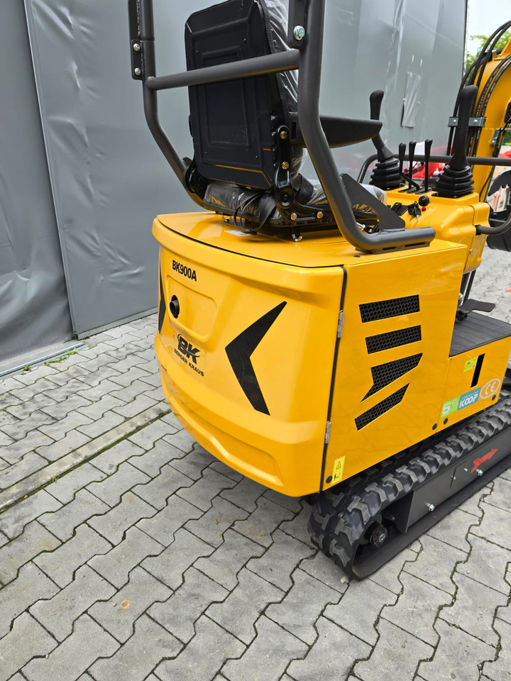 Berger Kraus BK900A Minikoparka Berger Kraus - Mini escavadeira: foto 3 Berger Kraus BK900A Minikoparka Berger Kraus - Mini escavadeira: foto 3