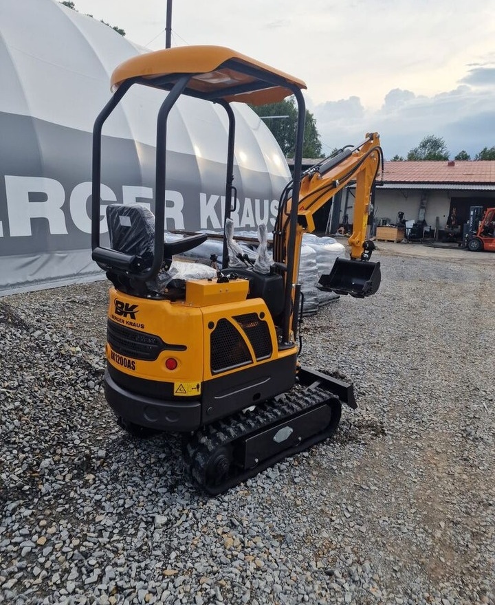 Mini escavadeira novo Berger Kraus Nowy BERGER KRAUS BK1200AS KUBOTA skrętne ramie +osprzet: foto 11 Mini escavadeira novo Berger Kraus Nowy BERGER KRAUS BK1200AS KUBOTA skrętne ramie +osprzet: foto 11