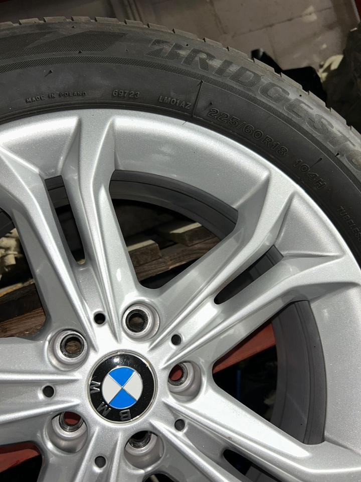 BMW X5 Winterreifen + Felgen 225/60R18 - Roda completa por Automóvel: foto 3 BMW X5 Winterreifen + Felgen 225/60R18 - Roda completa por Automóvel: foto 3