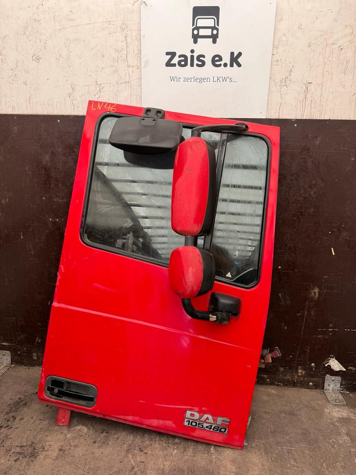 DAF XF 105,460 Beifahrertür Rot Spiegel Innenverkleidung LN 46 - Porta e peças por Camião: foto 1 DAF XF 105,460 Beifahrertür Rot Spiegel Innenverkleidung LN 46 - Porta e peças por Camião: foto 1