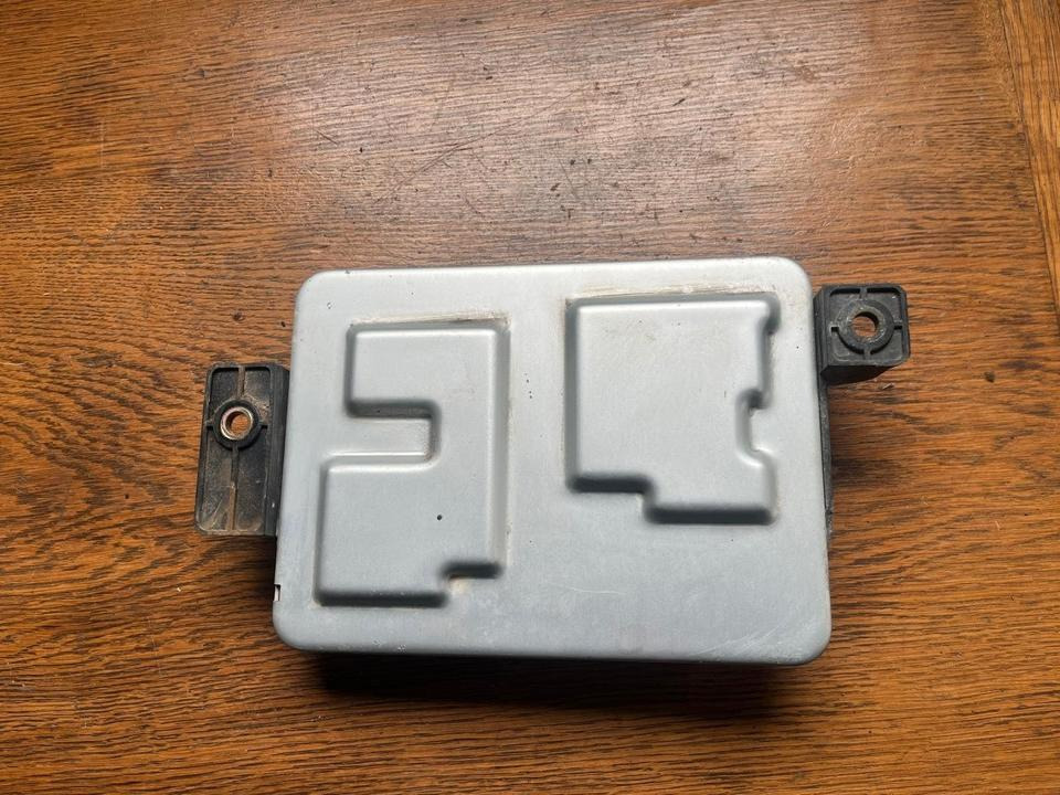 IVECO Multiplex System Front Frame Computer Steuergerät 504280977 - Centralina electrónica por Camião: foto 3 IVECO Multiplex System Front Frame Computer Steuergerät 504280977 - Centralina electrónica por Camião: foto 3