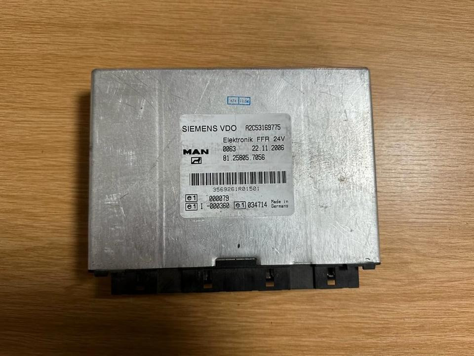 MAN SIEMENS VDO ELEKTRONIK FFR Steuergerät 81.25805.7056 - Centralina electrónica por Camião: foto 1 MAN SIEMENS VDO ELEKTRONIK FFR Steuergerät 81.25805.7056 - Centralina electrónica por Camião: foto 1