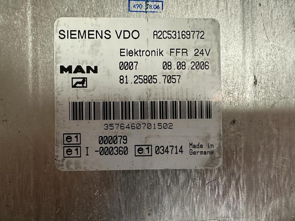 MAN SIEMENS VDO ELEKTRONIK FFR Steuergerät 81.25805.7057 - Centralina electrónica por Camião: foto 2 MAN SIEMENS VDO ELEKTRONIK FFR Steuergerät 81.25805.7057 - Centralina electrónica por Camião: foto 2