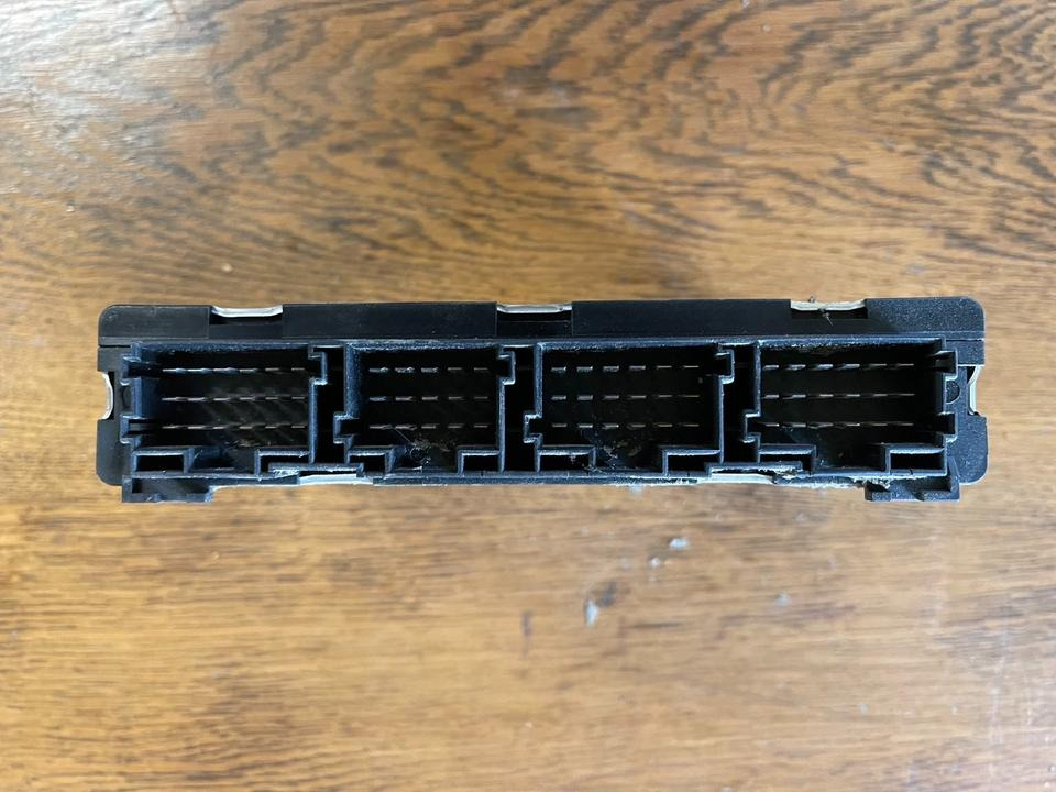 MAN SIEMENS VDO ELEKTRONIK FFR Steuergerät 81.25805.7066 - Centralina electrónica por Camião: foto 3 MAN SIEMENS VDO ELEKTRONIK FFR Steuergerät 81.25805.7066 - Centralina electrónica por Camião: foto 3