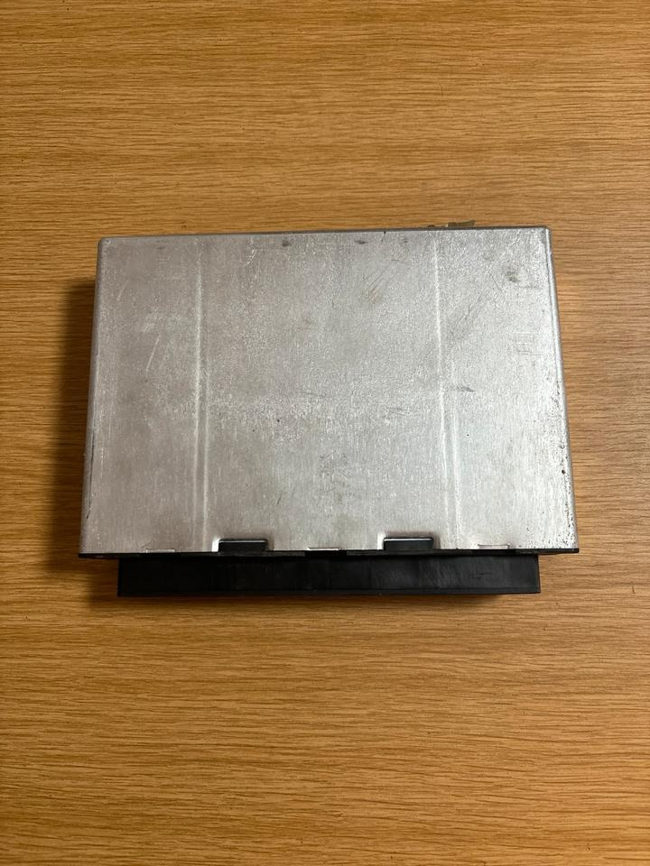 MAN SIEMENS VDO Elektronik FFR Steuergerät 81.25805-7069 - Centralina electrónica por Camião: foto 2 MAN SIEMENS VDO Elektronik FFR Steuergerät 81.25805-7069 - Centralina electrónica por Camião: foto 2