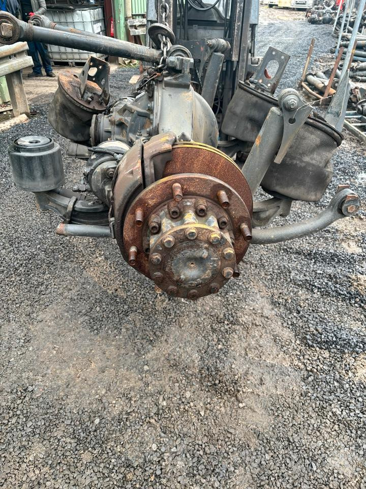 MAN TGM 15.290 Hinterachse 37:10 /81.35010.6168 mit Schnee ketten - Eixo traseiro por Camião: foto 2 MAN TGM 15.290 Hinterachse 37:10 /81.35010.6168 mit Schnee ketten - Eixo traseiro por Camião: foto 2