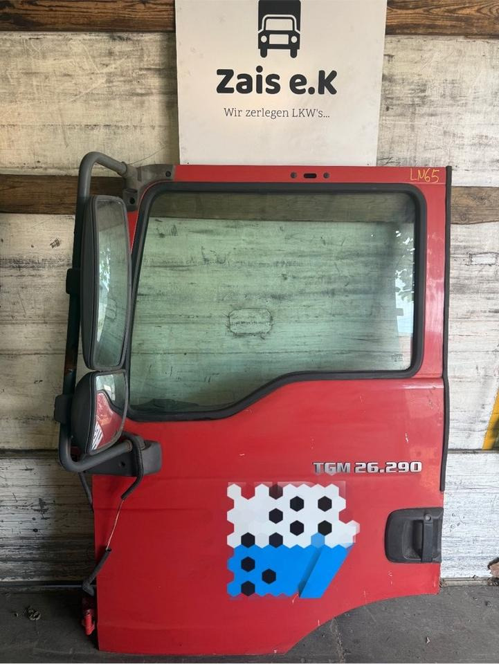 MAN TGM Fahrertür Rot Spiegel Innenverkleidung LN 65 - Porta e peças por Camião: foto 1 MAN TGM Fahrertür Rot Spiegel Innenverkleidung LN 65 - Porta e peças por Camião: foto 1