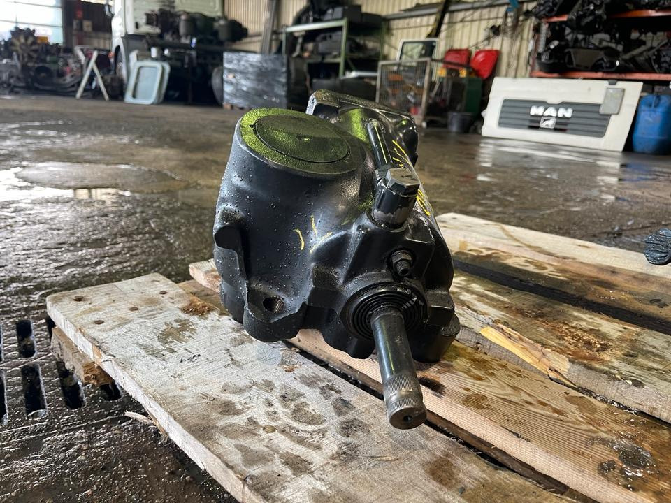 MAN TGM Lenkung Lenkgetriebe ZF - Caixa de direção por Camião: foto 2 MAN TGM Lenkung Lenkgetriebe ZF - Caixa de direção por Camião: foto 2