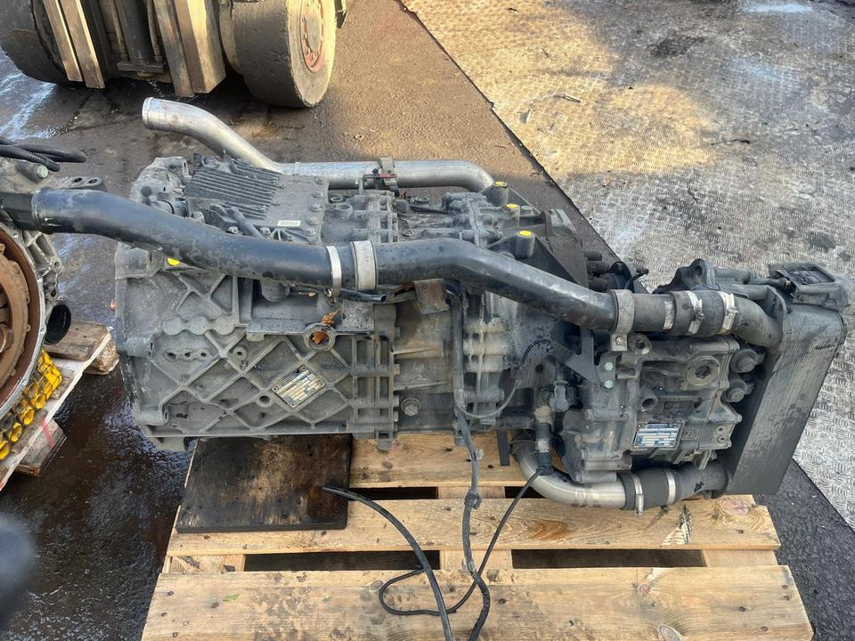MAN TGX Getriebe ZF 12 AS 2331 TD mit Intarder 3 - Caixa de velocidade por Camião: foto 4 MAN TGX Getriebe ZF 12 AS 2331 TD mit Intarder 3 - Caixa de velocidade por Camião: foto 4