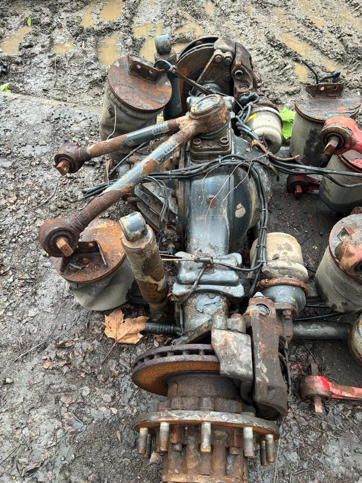 MAN TGX Hinterachse 37:8 / 81.35010.6251 18-Tonner - Eixo traseiro por Camião: foto 4 MAN TGX Hinterachse 37:8 / 81.35010.6251 18-Tonner - Eixo traseiro por Camião: foto 4