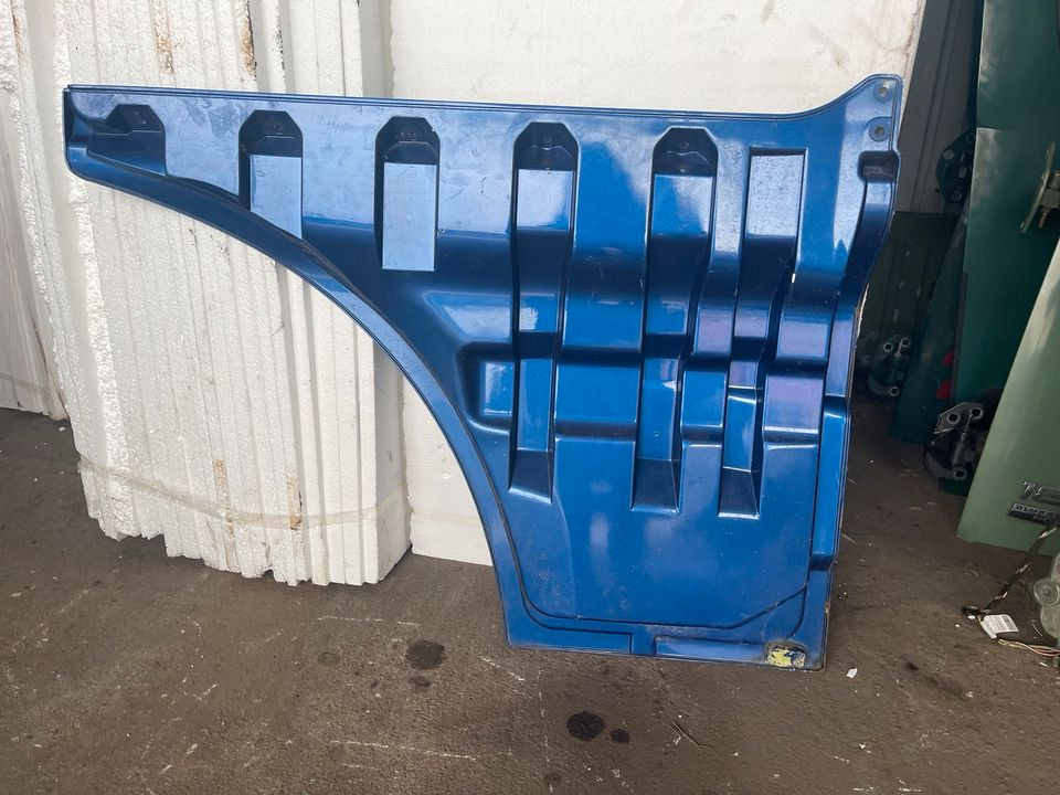 MAN TGX TGA Abdeckung Türverlängerung Links Blau - Porta e peças por Camião: foto 2 MAN TGX TGA Abdeckung Türverlängerung Links Blau - Porta e peças por Camião: foto 2