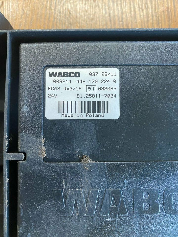 MAN WABCO Steuergerät ECAS 4*2 81.25811-7024 - Centralina electrónica por Camião: foto 2 MAN WABCO Steuergerät ECAS 4*2 81.25811-7024 - Centralina electrónica por Camião: foto 2