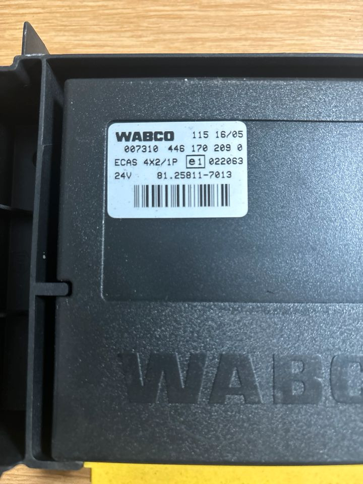 MAN Wabco Steuergerät ECAS 4*2 81.25811-7013 - Centralina electrónica por Camião: foto 2 MAN Wabco Steuergerät ECAS 4*2 81.25811-7013 - Centralina electrónica por Camião: foto 2