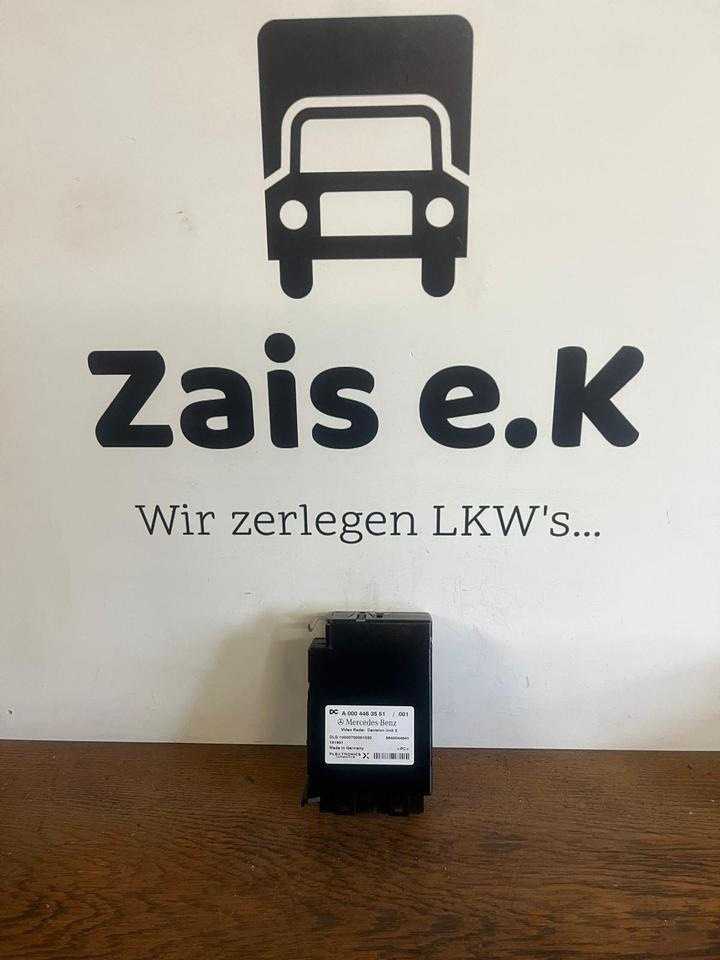 Mercedes Actros MP4 Video Radar Steuergerät A0004463551 - Centralina electrónica por Camião: foto 1 Mercedes Actros MP4 Video Radar Steuergerät A0004463551 - Centralina electrónica por Camião: foto 1